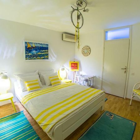 Yellow Lily Mostar Apartman Exterior photo