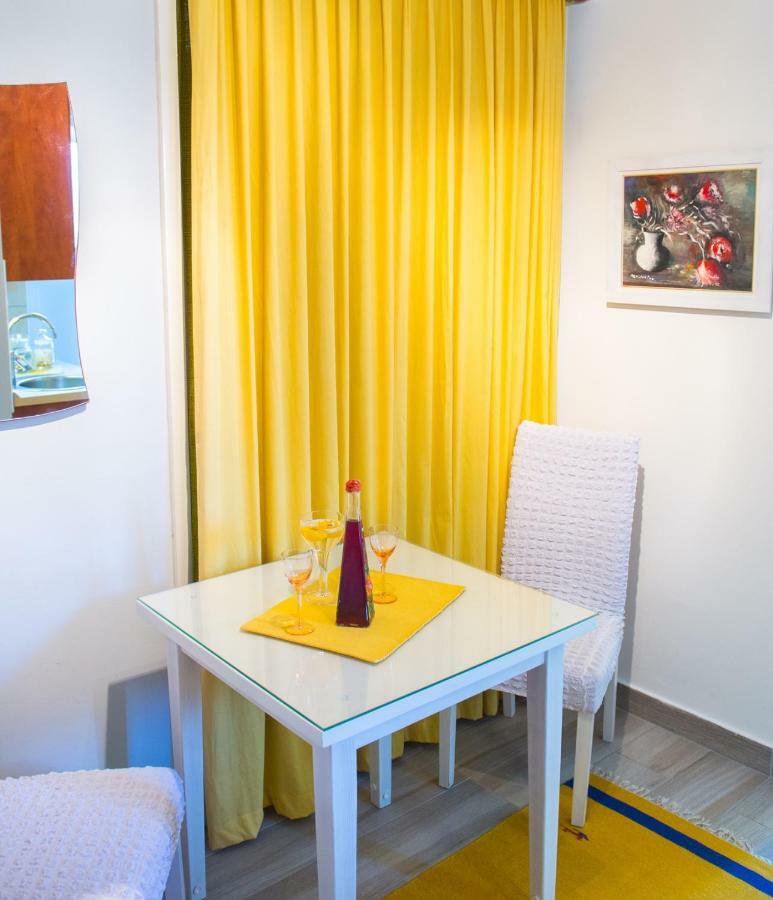 Yellow Lily Mostar Apartman Exterior photo
